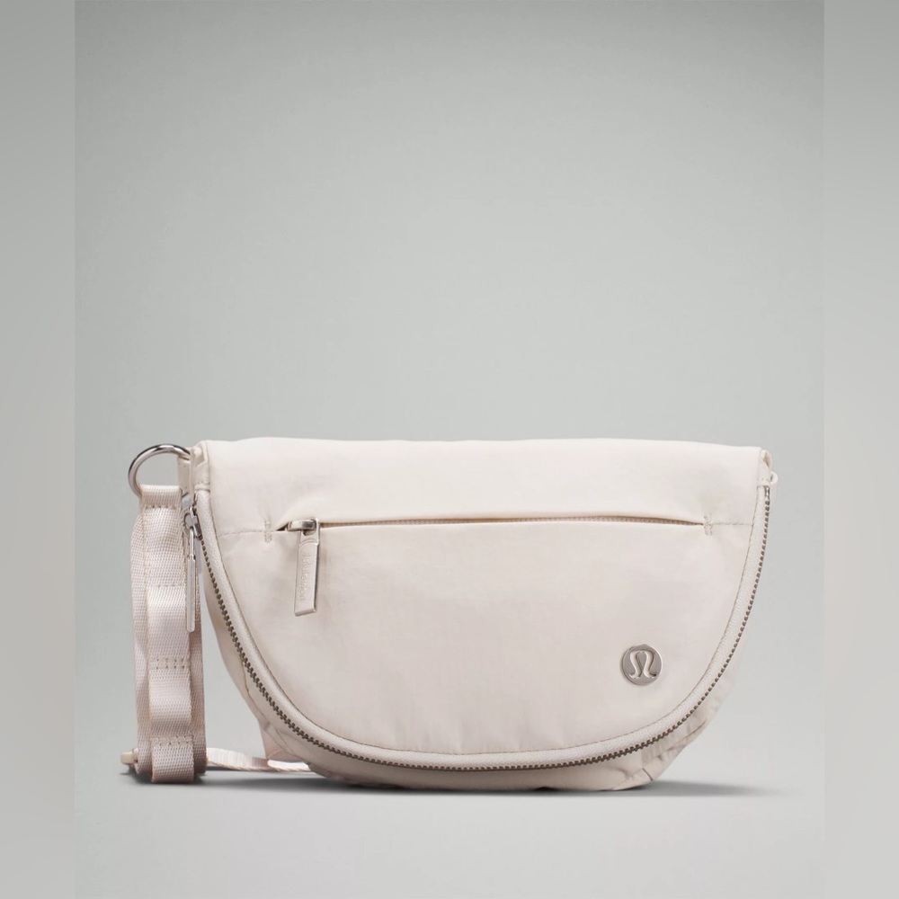 Lululemon All Night Festival Bag Micro, White Opal
